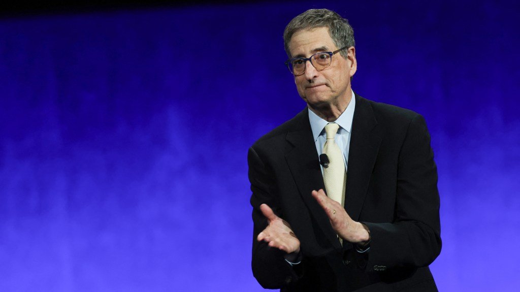 Sony’s Tom Rothman Tells Theaters To Enforce Longer Windows, Scrap Ads